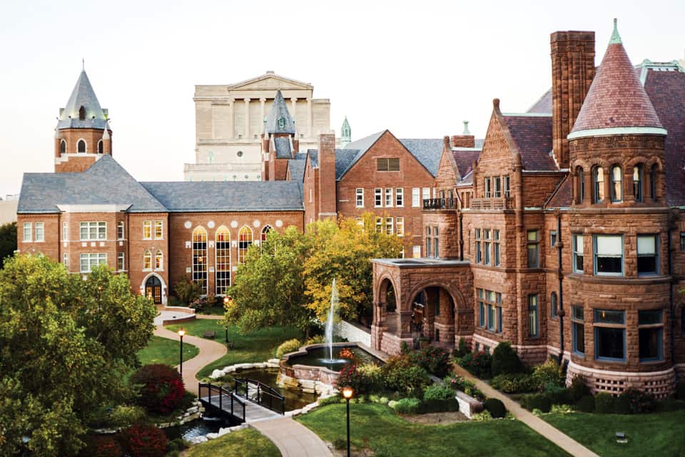 Du học Saint Louis University - TOP 6 đại học công giáo hàng đầu tại Mỹ