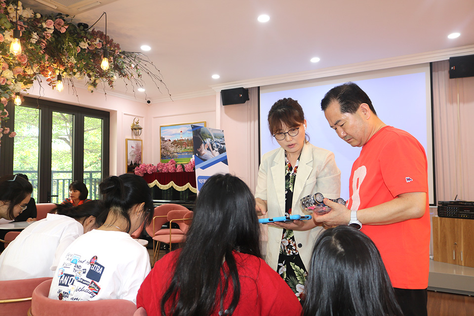  "Hoạt động Giáo dục Trải nghiệm EDUTECH 4.0" lần đầu tiên tại Việt Nam