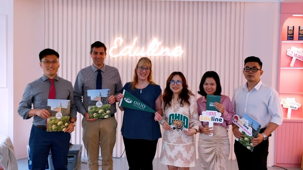 Eduline hợp tác cùng Fryeburg Academy và Ohio University