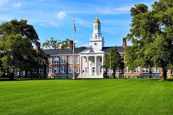 ĐẠI HỌC CÔNG LẬP ROWAN LẦN ĐẦU TIÊN CÔNG BỐ QUỸ HỌC BỔNG 50%-100% CHO SINH VIÊN VIỆT NAM
