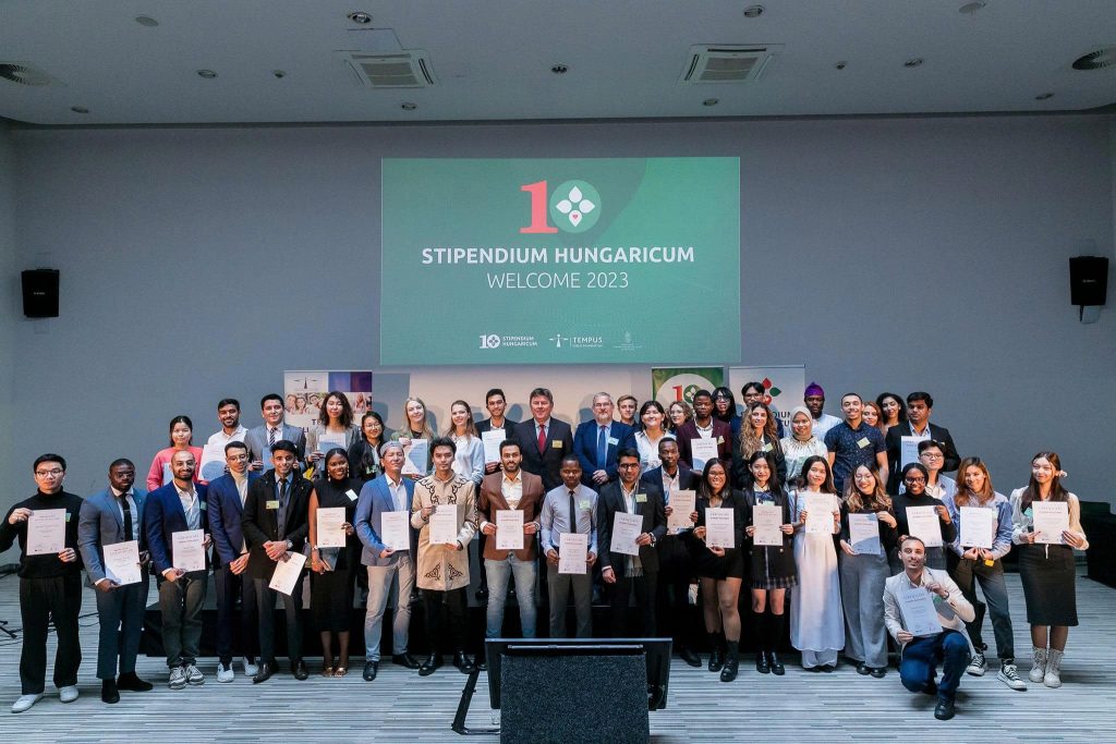 Sinh viên quốc tế tại sự kiện Stipendium Hungaricum Welcome Event 2023 ở Hungary