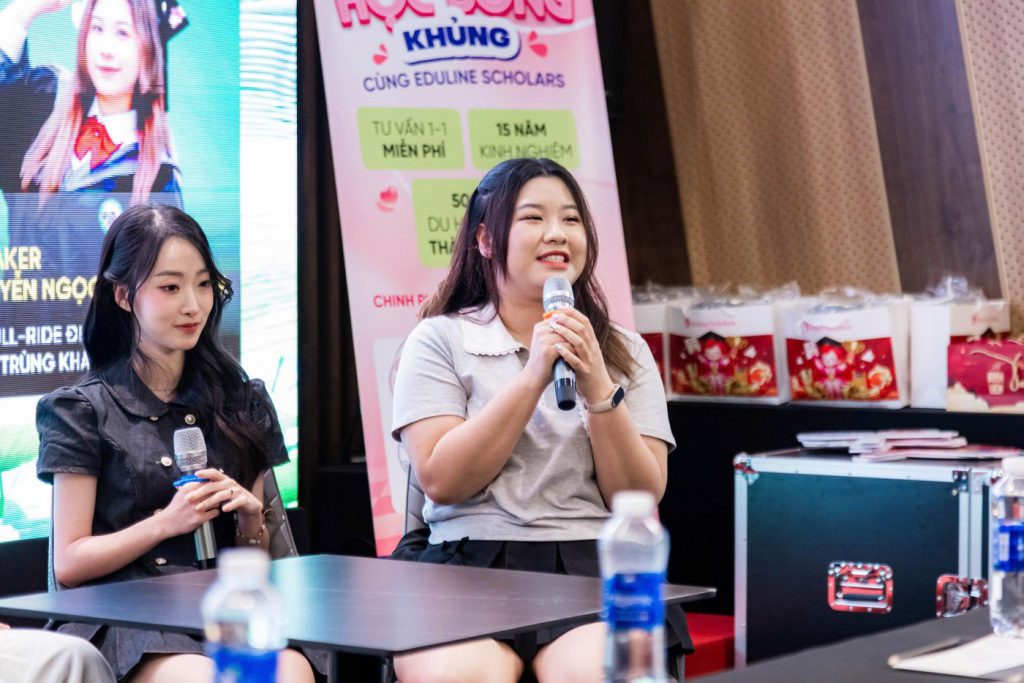 Học viên chia sẻ tại buổi talkshow của Eduline Scholars